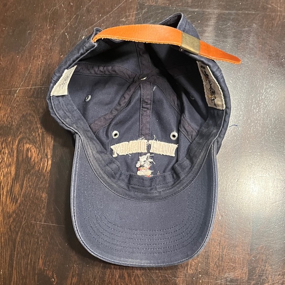 Disney Cap with Mickey Mouse Embroidery - Picture 6 of 7